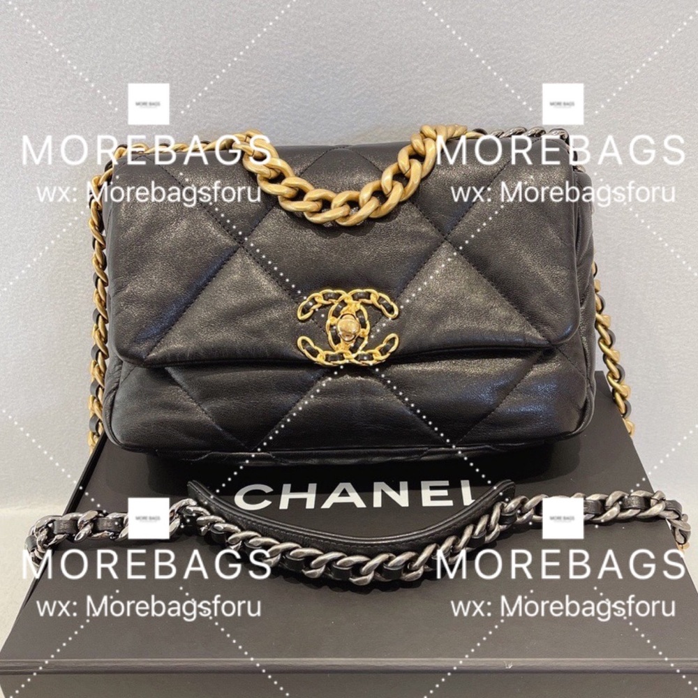 Chanel 19 bag, 99% new